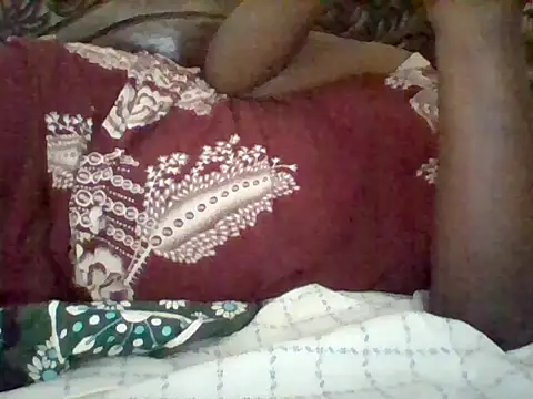 Snapshot of missarpie chatting on August 5, 2026, 11:04 am missarpie online show from August 5, 2026, 11:04 am