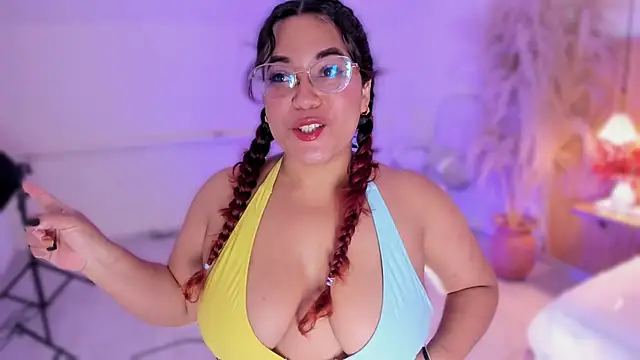 MelissaKarterrs online show from May 22, 2026, 12:03 pm