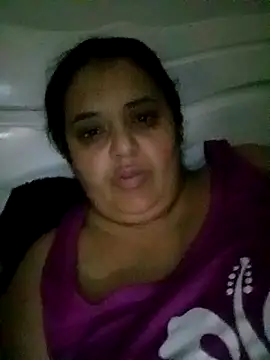 sarahhh1987 online show from December 5, 2025, 9:12 pm