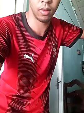 gymboy-erick23 online show from April 29, 2026, 3:27 pm