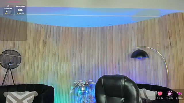 ViolettHansson online show from February 26, 2026, 6:52 pm