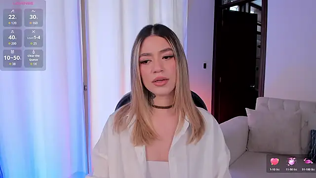 ViolettHansson online show from February 12, 2026, 6:40 pm