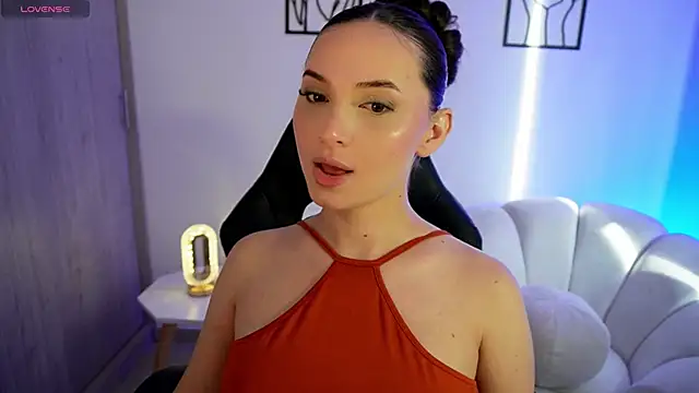 Snapshot of AliceHarper_ chatting on June 1, 2026, 9:36 pm AliceHarper online show from June 1, 2026, 9:36 pm