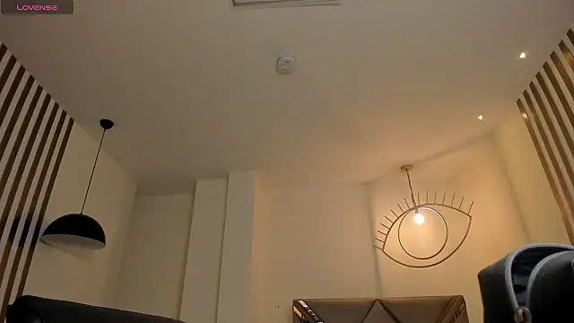 AliceHarper  online show from February 2, 2026, 7:35 pm