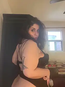 holyeroticss online show from January 26, 2025, 5:02 pm