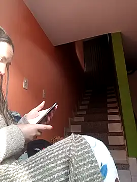 Divalive 28 online show from November 23, 2025, 8:52 pm