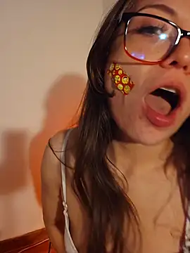 Snapshot of mmmVirginia chatting on October 23, 2025, 12:42 am mmmVirginia online show from October 23, 2025, 12:42 am