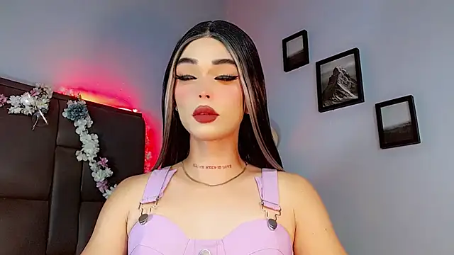 Snapshot of Marian_LV chatting on September 20, 2025, 9:03 am Marian LV online show from September 20, 2025, 9:03 am