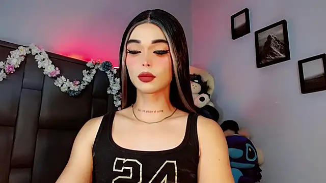 Snapshot of Marian_LV chatting on September 26, 2025, 7:48 am Marian LV online show from September 26, 2025, 7:48 am