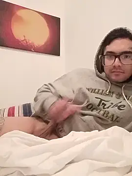 Snapshot of ILLUM1NATE chatting on December 5, 2025, 10:36 am ILLUM1NATE online show from December 5, 2025, 10:36 am