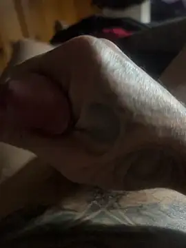 Snapshot of ILLUM1NATE chatting on October 21, 2025, 8:41 pm ILLUM1NATE online show from October 21, 2025, 8:41 pm