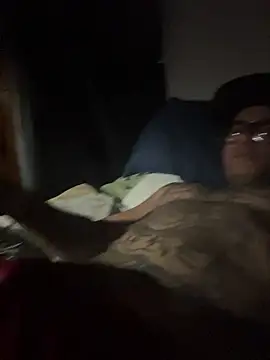 Snapshot of ILLUM1NATE chatting on October 20, 2025, 9:15 pm ILLUM1NATE online show from October 20, 2025, 9:15 pm