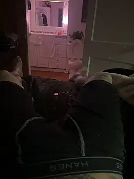 Snapshot of ILLUM1NATE chatting on October 26, 2025, 6:36 am ILLUM1NATE online show from October 26, 2025, 6:36 am