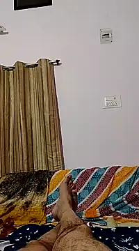 roadtucker123 online show from February 26, 2025, 4:38 pm