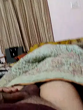 roadtucker123 online show from December 21, 2025, 6:20 pm