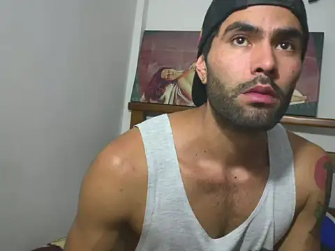 Snapshot of hideonbush051 chatting on November 13, 2025, 12:14 am hideonbush051 online show from November 13, 2025, 12:14 am