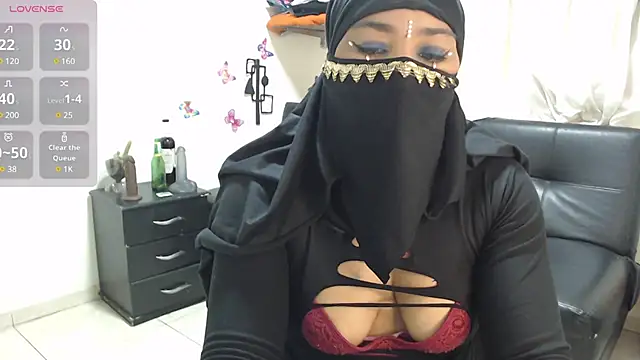 Snapshot of Aaliyah_brown chatting on January 24, 2025, 8:55 am Aaliyah brown online show from January 24, 2025, 8:55 am