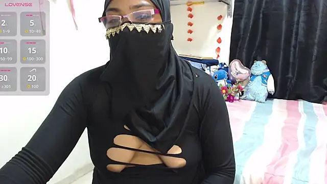 Snapshot of Aaliyah_brown chatting on November 5, 2025, 3:04 pm Aaliyah brown online show from November 5, 2025, 3:04 pm