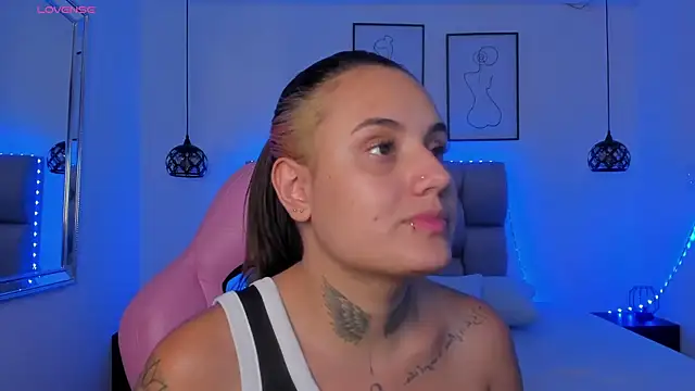 Susan-Sweet-7 online show from February 13, 2026, 8:20 pm