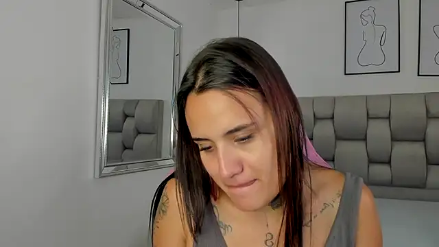 Susan-Sweet-7 online show from November 10, 2025, 8:25 pm