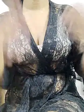 Snapshot of Banii_22 chatting on February 14, 2026, 1:06 am Banii 22 online show from February 14, 2026, 1:06 am