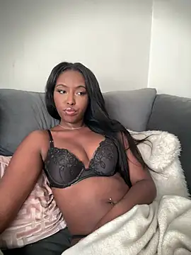 Snapshot of princesslola666 chatting on June 20, 2026, 2:33 pm princesslola666 online show from June 20, 2026, 2:33 pm