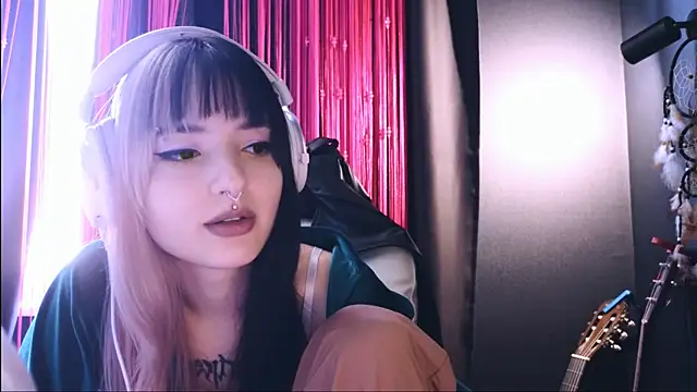 Avi Nile online show from September 16, 2025, 4:35 am