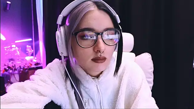 Avi Nile online show from January 26, 2025, 2:14 am