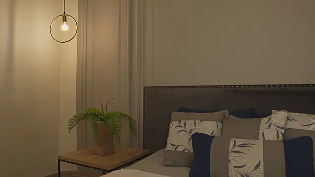 Snapshot of IrisBaker chatting on February 11, 2026, 10:09 pm IrisBaker online show from February 11, 2026, 10:09 pm