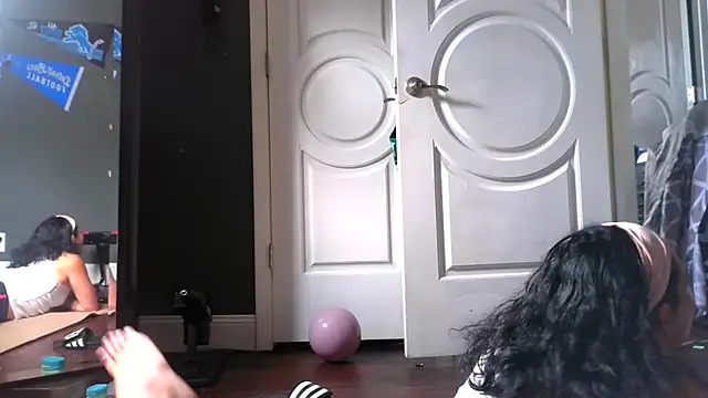 Snapshot of paytonkelly chatting on July 10, 2026, 5:57 pm paytonkelly online show from July 10, 2026, 5:57 pm