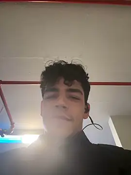 Snapshot of MrDareLover chatting on March 20, 2025, 1:59 pm MrDareLover online show from March 20, 2025, 1:59 pm