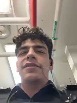 Snapshot of MrDareLover chatting on March 12, 2025, 2:23 pm MrDareLover online show from March 12, 2025, 2:23 pm