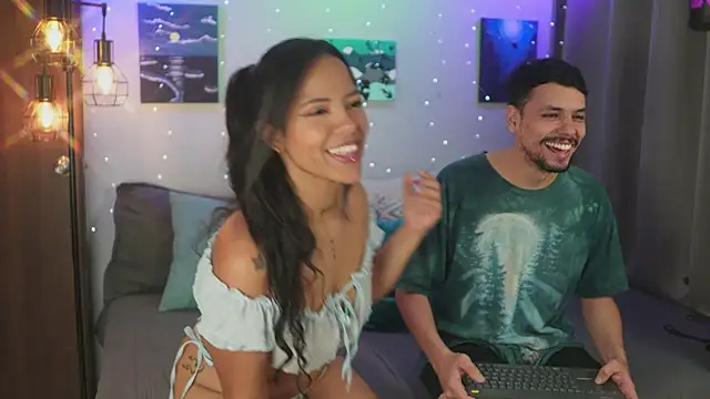 Snapshot of Cleoanubis- chatting on November 21, 2025, 8:46 am Cleoanubis- online show from November 21, 2025, 8:46 am