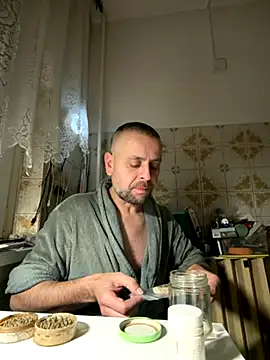 Huncutkuki online show from December 20, 2025, 11:07 pm