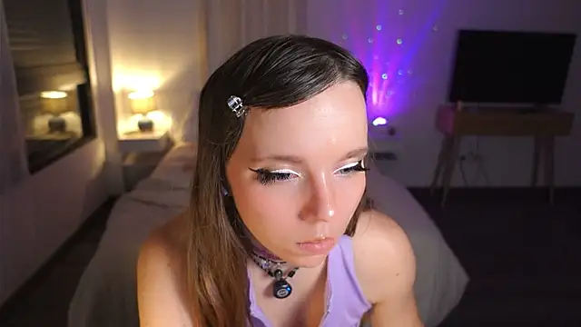 Snapshot of Ayra_Lust chatting on June 8, 2026, 1:28 am Ayra Lust online show from June 8, 2026, 1:28 am