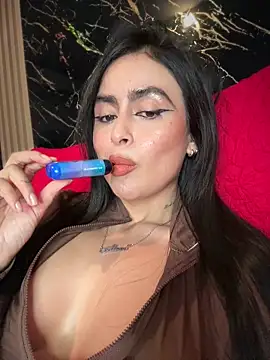 Alexandra duque online show from May 14, 2026, 9:12 pm