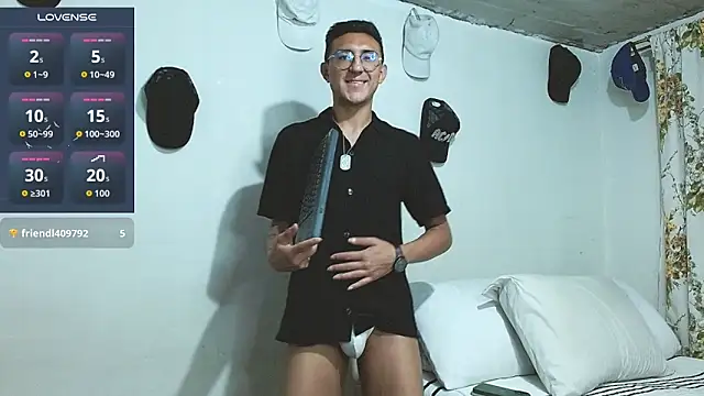 samfox  online show from April 27, 2026, 10:57 am