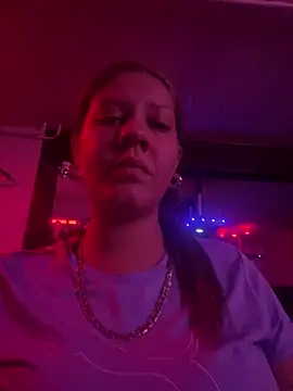 andreinitahg online show from December 16, 2024, 10:45 pm