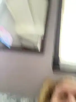 andreinitahg online show from January 5, 2025, 2:08 pm