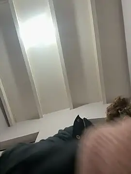 andreinitahg online show from January 21, 2025, 6:55 pm