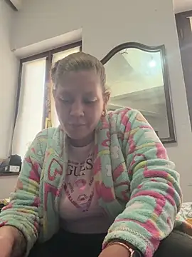 andreinitahg online show from January 17, 2025, 11:17 am