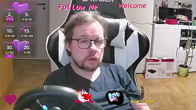 Snapshot of larsgessner30 chatting on October 21, 2025, 8:30 pm larsgessner30 online show from October 21, 2025, 8:30 pm