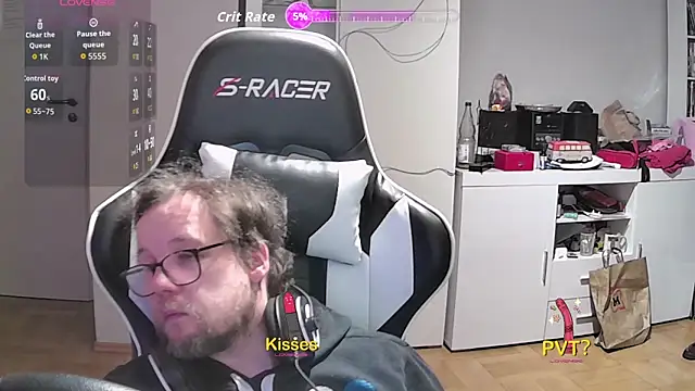 Snapshot of larsgessner30 chatting on November 11, 2025, 9:09 pm larsgessner30 online show from November 11, 2025, 9:09 pm