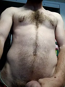 Snapshot of dougyhung2231 chatting on December 21, 2025, 8:31 pm dougyhung2231 online show from December 21, 2025, 8:31 pm