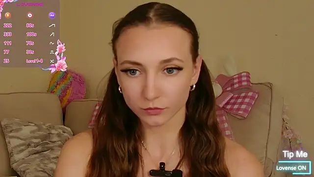 Snapshot of Milky_flexy_cat chatting on June 1, 2026, 1:55 pm Milky flexy cat online show from June 1, 2026, 1:55 pm