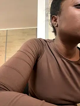 casadoscuriosos97 online show from December 7, 2024, 3:09 am