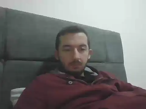 laynufff online show from October 12, 2025, 7:48 pm