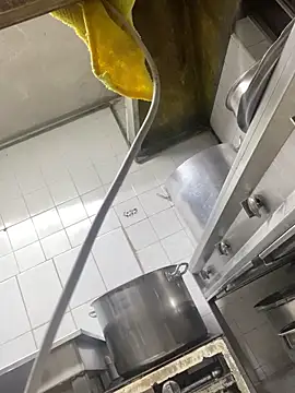 FumesClouds online show from September 10, 2025, 1:21 pm