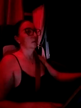 cuplubijoanna online show from November 14, 2025, 4:16 am