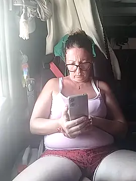 Snapshot of cuplubijoanna chatting on August 4, 2026, 1:48 pm cuplubijoanna online show from August 4, 2026, 1:48 pm